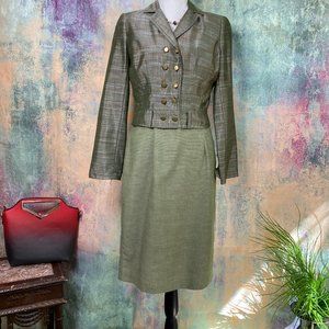 📌Carrie Hutton Elegant fitted Dress with Jacket